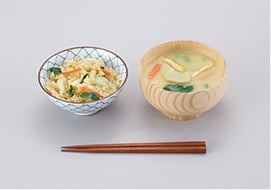 大正時代 「カレーライス」「コロッケ」「とんかつライス」が三大洋食として大流行！！ - ナゾロジ