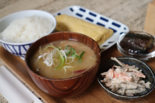 コストコ豚汁 は人気商品！お湯を入れるだけで美味しい豚汁が食べられる！ぱるとよ