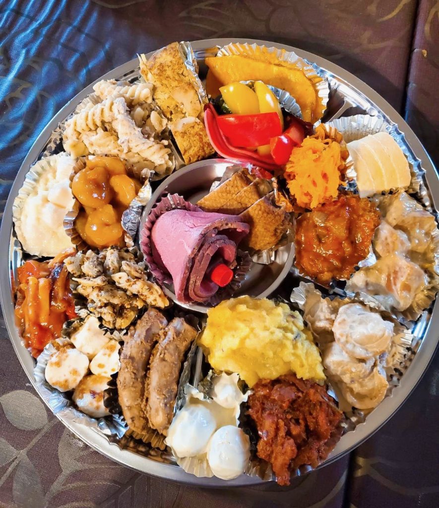 正月料理 いけすやまもと テイクアウト鍋・肉オードブル ビーフヤヒロ御食事処ヤヒログループ～海鮮丼や天草大王など天草グルメ