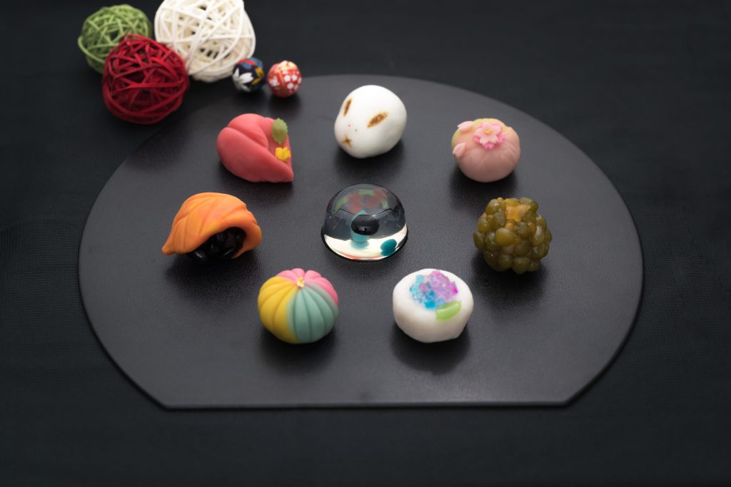 伝統を受け継ぐ和菓子屋に聞く、食べるアート「上生菓子」の魅力tsunagu Japan