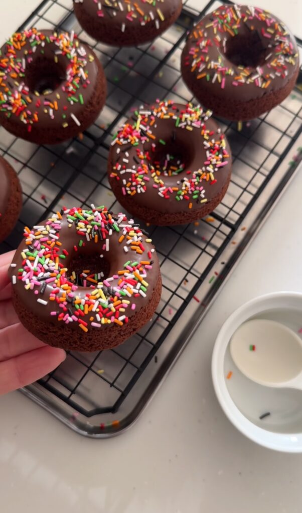 揚げない！ココア米粉焼きドーナツレシピ！卵なし大豆なしバナナなし小麦粉なし管理栄養士namiのレシピブログ