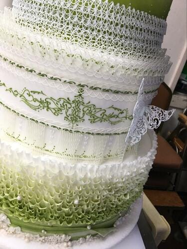 Happy Wedding , 急いで描いたのでpに太さムラが出てしもうた〜〜😂😂, こういうのは自分が1番気になりますよね。, ．,せっかくなので記録用として載せておきます🎵, ., 11 5からオンラインコース募集開始です♪, まだ時間がありますので、,『忘れちゃいそーー！』, と不安の方は下記のページからLINE公式を追加しておいてくださいね🍫,友達追加方法 ,