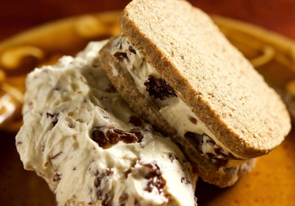 小料理屋ツマミ レーズンバターまちかど小料理店