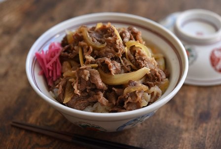 基本からアレンジまで！思わずつくりたくなる「牛肉 糸こんにゃく 丼」のレシピ集クックパッド