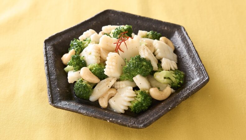 冷凍イカでやわらか。「イカのオイスターソース炒め」のレシピ