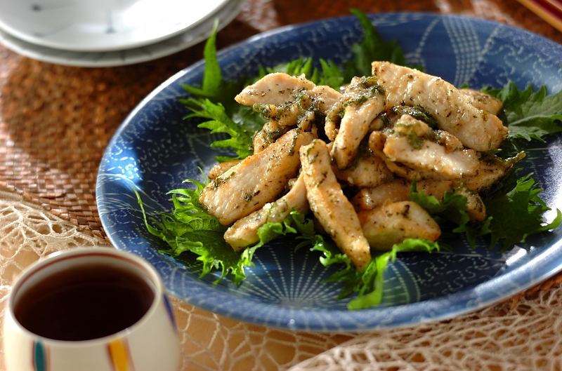 止まらない美味しさ！鶏むね肉の刻み大葉唐揚げ株式会社野乃鳥