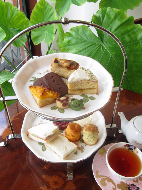 おうち時間スイーツの進化！お店と同じメニューを楽しむ、お取寄せアフタヌーンティー - ippin イッピン