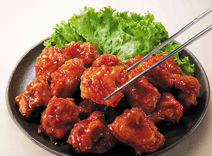韓国フライドチキンザクザク衣にピリ辛ソースがクセになる!! 韓国料理の決定版レシピ