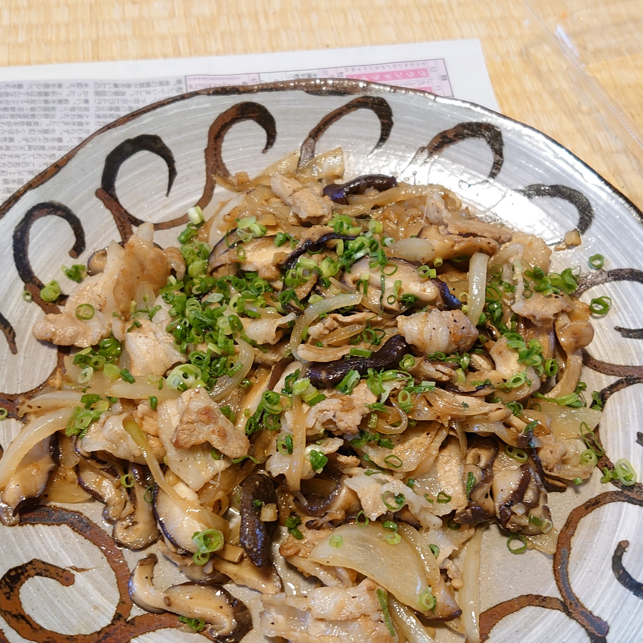 万能すぎ！ガーリックバターソースの販売店はココ！おいしい簡単レシピも必見