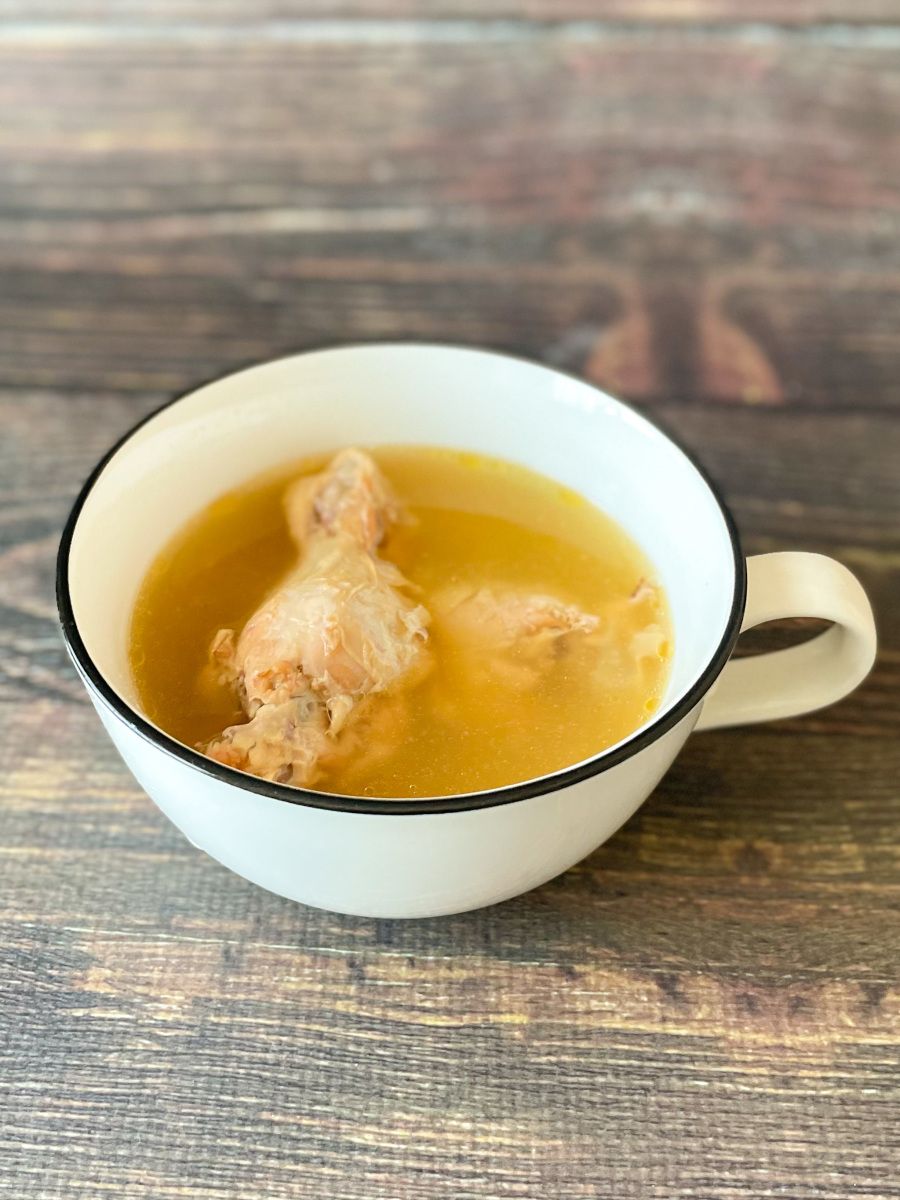 ボーンブロススープの離乳食レシピ「鶏肉とかぼちゃのミルクシチュー」離乳食 後期・おかず –公式 both. ボスドット オンラインショップ