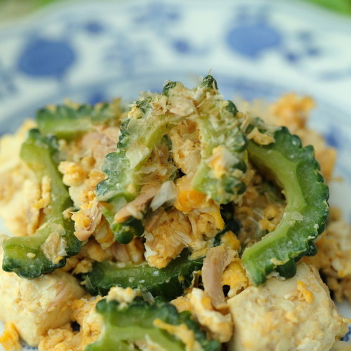 無限ゴーヤ ゴーヤとツナのごま油和え！レンジで簡単に完成♪