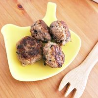 1歳頃からの離乳食 作り置きに最適！豚肉ハンバーグの作り方: How to make Hamburger patty