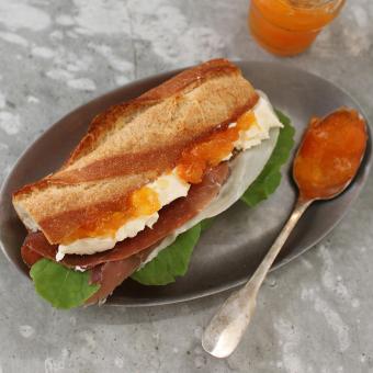 サブウェイの「あんこ＆マスカルポーネ」 筆者が抱いていたサンドイッチ像が覆された - OTONA LIFEオトナライフ