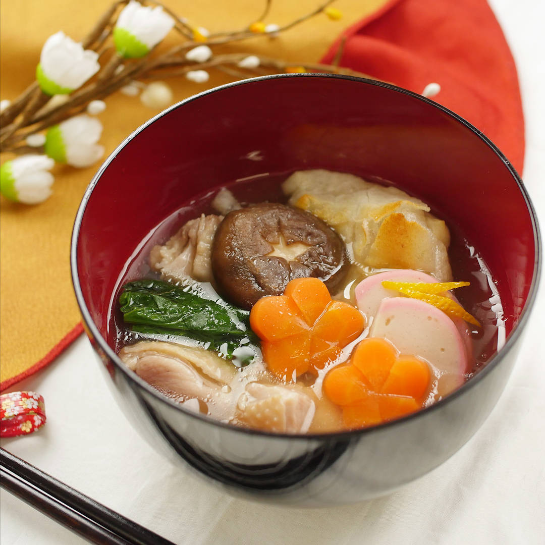 北海道の郷土料理「鶏ガラ雑煮」as