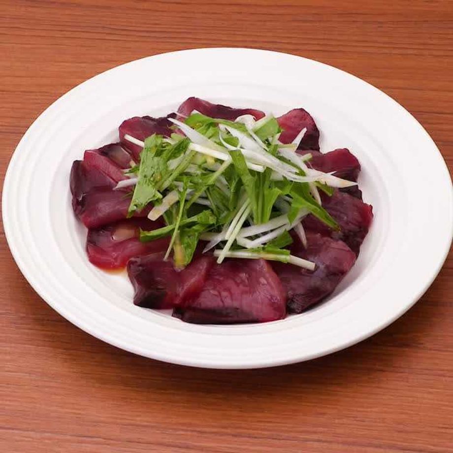 ごま油香るブリのカルパッチョ