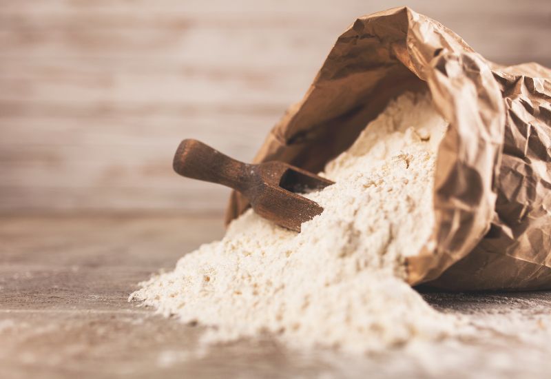 sea__mommy賞味期限切れ強力粉の使い道季節はずれリースパン美味しそうに焼けたよけど食べられまぺん