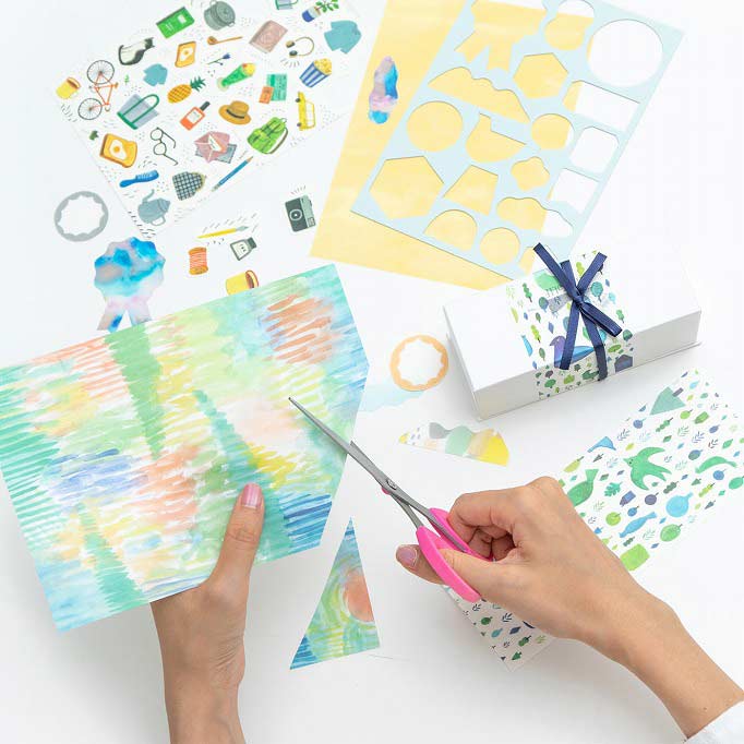 ステッカーってどこに貼ればいいの？スタッフの私物紹介編 – B-SIDE LABEL