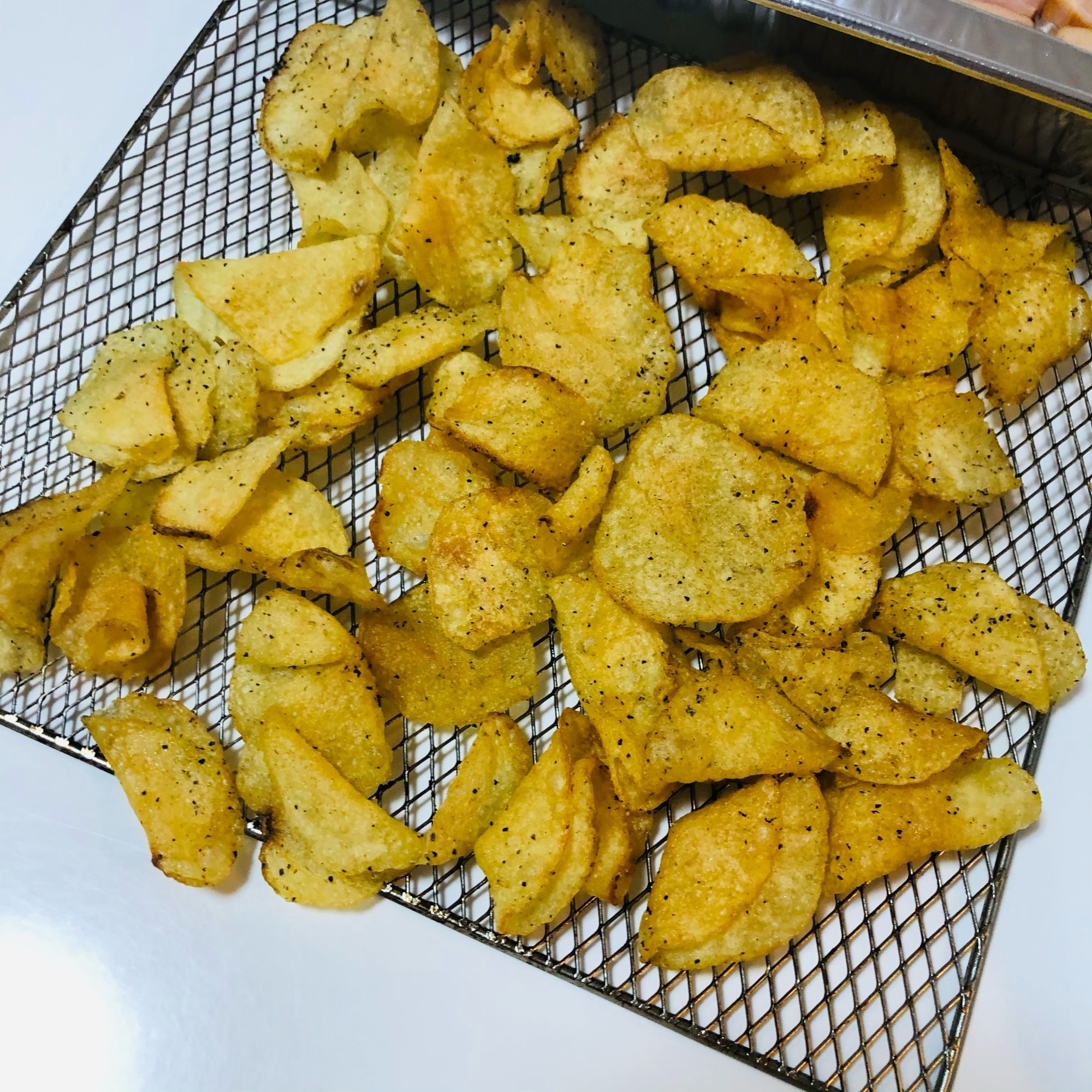 ポテチの超アレンジ 原形は微塵もない！叩いて砕いて揉み込んで さけるチーズに纏わせて焼こう！『あたらしい日日』こんな時代のニューノーマルな暮らし方。食と農、生活情報をお届けします