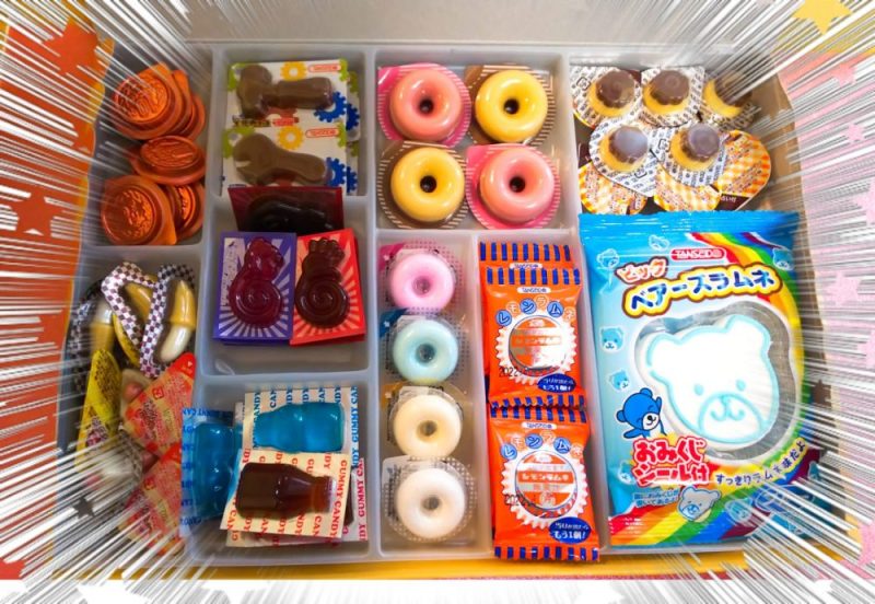 お家で駄菓子屋さんごっこ?お友達の誕生日を祝うLEE