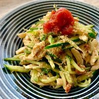 鶏ささみとミニトマトのゴママヨサラダ