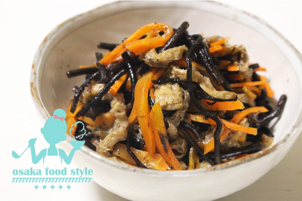 具だくさん！わらびの煮物