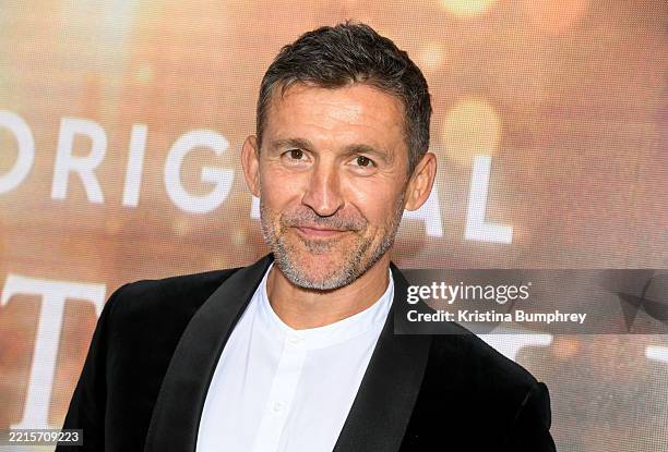 ジョナサン・ケイクの映画や番組 - Apple TV