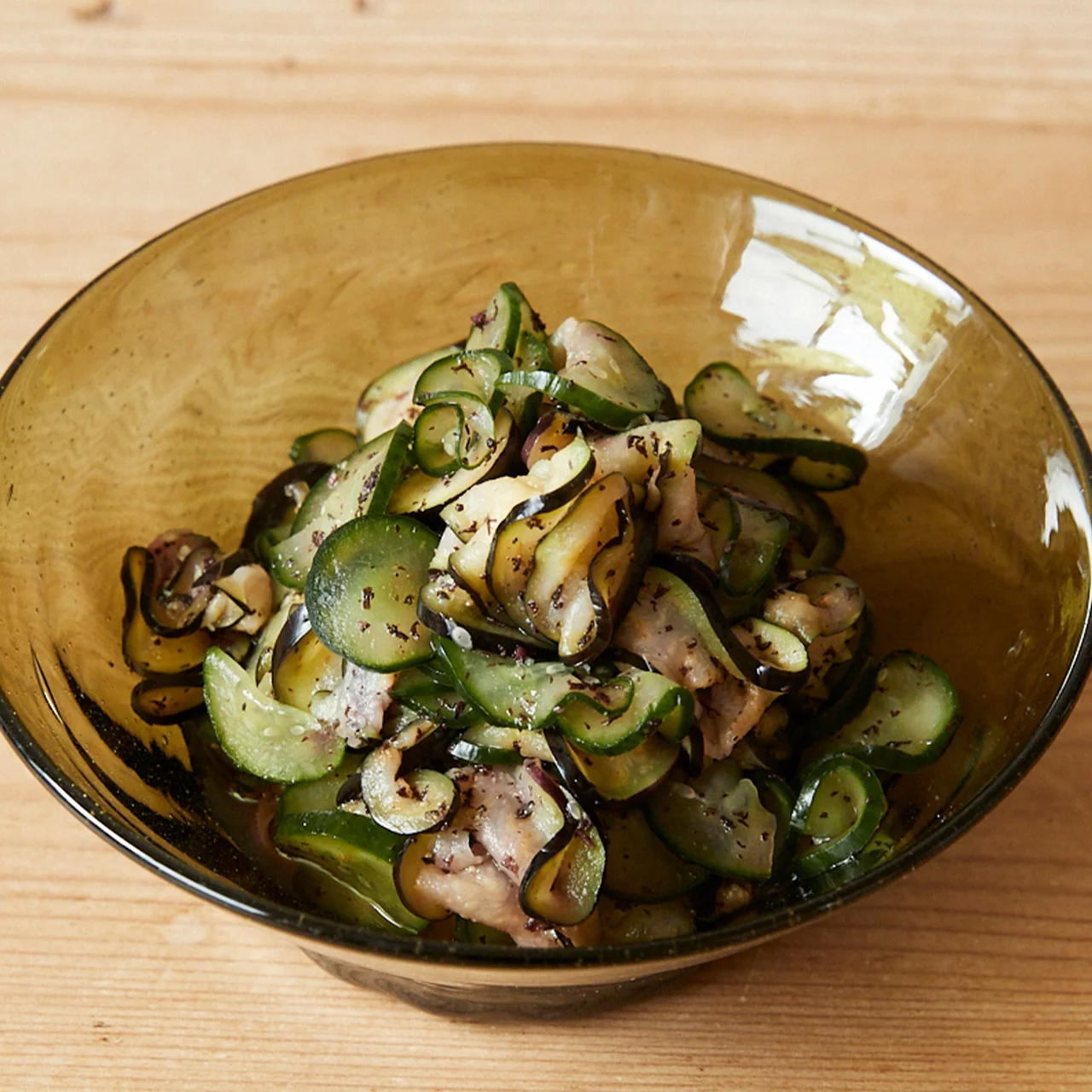 切って漬けるだけ 簡単浅漬け すぐ出来ちゃう！大葉の香りがたまらない！きゅうり・なす大量消費・常備野菜