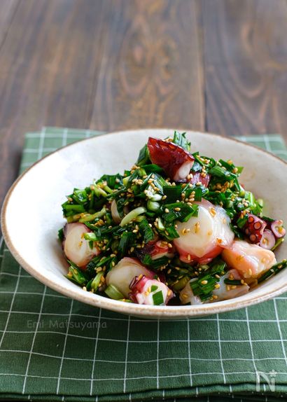 一束なんて秒で消える あのラーメン店でも人気の無限系トッピング♪「悪魔の壺ニラ漬け」作ってみた！『あたらしい日日』こんな時代のニューノーマルな暮らし方。食と農、生活情報をお届けします
