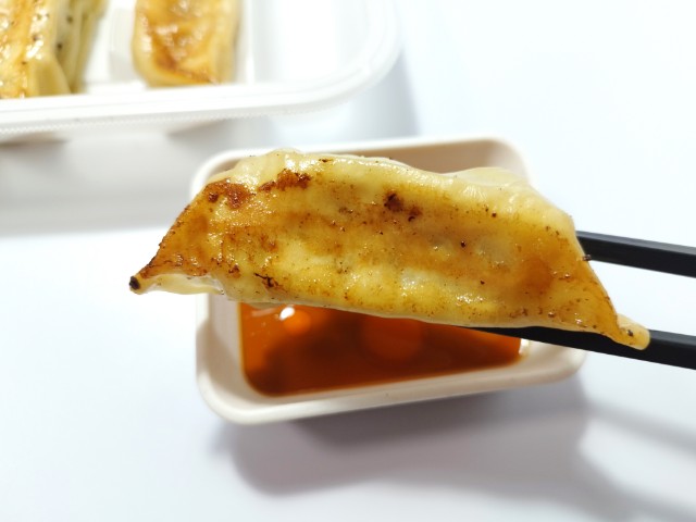 手軽にジャンキー！味の素の冷凍食品「にんにくマシマシ餃子」がセブンイレブンで売っていたので買ってみま - コスレベ