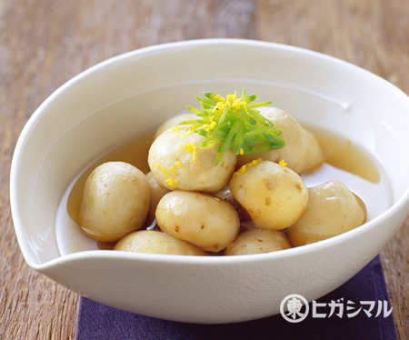 白だしで味が決まる「里芋の煮物」。下ごしらえの方法も解説