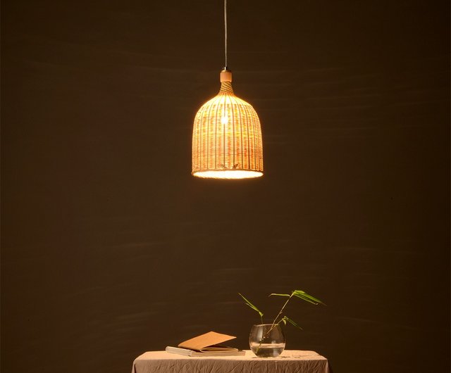 とある中華料理屋の照明の写真・画像素材-Snapmart スナップマート