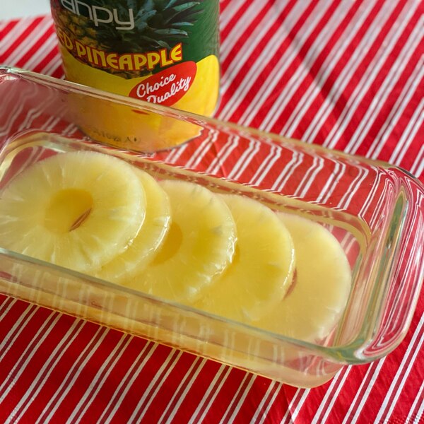 パイン缶で、パイナップルゼリ
