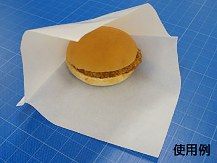 ・, ★ バーガー袋の使い方 ★, サンチャゴのバーガーには目印に「⚓︎アンカーマーク」の焼印を入れています。,その⚓︎マークが、手前 かぶる側 にくるようにピックを刺したまま、予め広げておいたバーガー袋にスライドさせる様にして入れてください。,それからピックを抜き、しっかり掴みながらかぶりついてくださいね。,