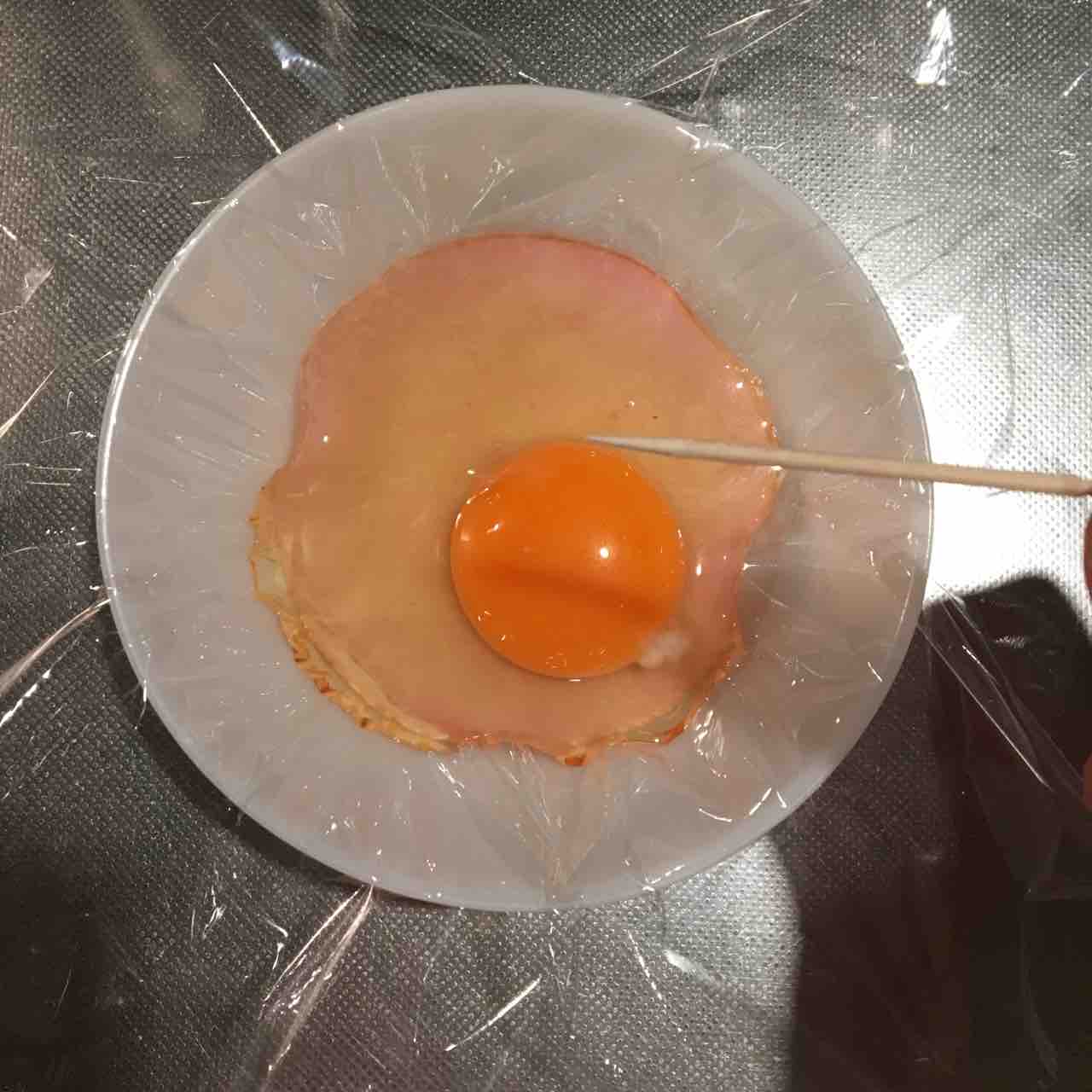 最速ハムエッグ フライパンより美味くて早い！レンジにでジューシーに仕上げます！卵とハムだけ