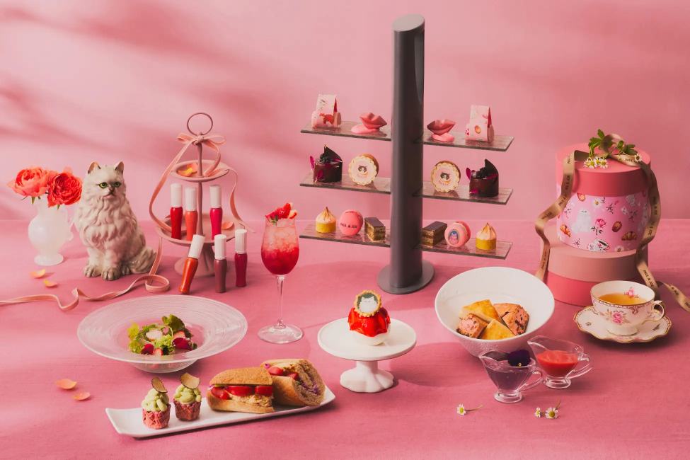 マカロン ストロベリー １２個入 冷凍 イチゴ スイーツ 洋菓子 お菓子ギフト沖縄＊離島＋\800 北海道＋\500の送料がかかります ・マカロン ストロベリー ・シーフードマックス楽天市場店