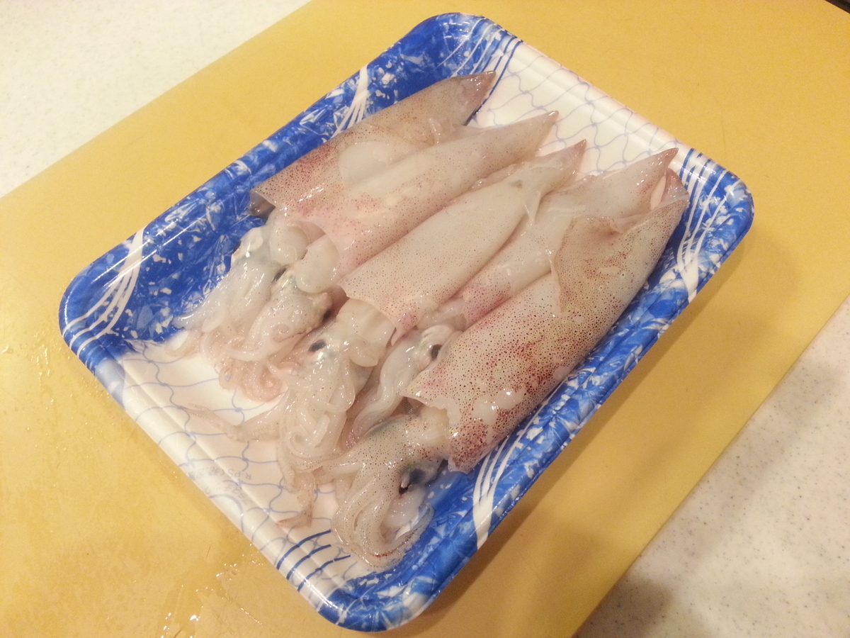 レシピ『小さいイカ・ヒイカの下処理と食べ方のコツ』ワタと皮はそのままでOK！いそがばまわれ