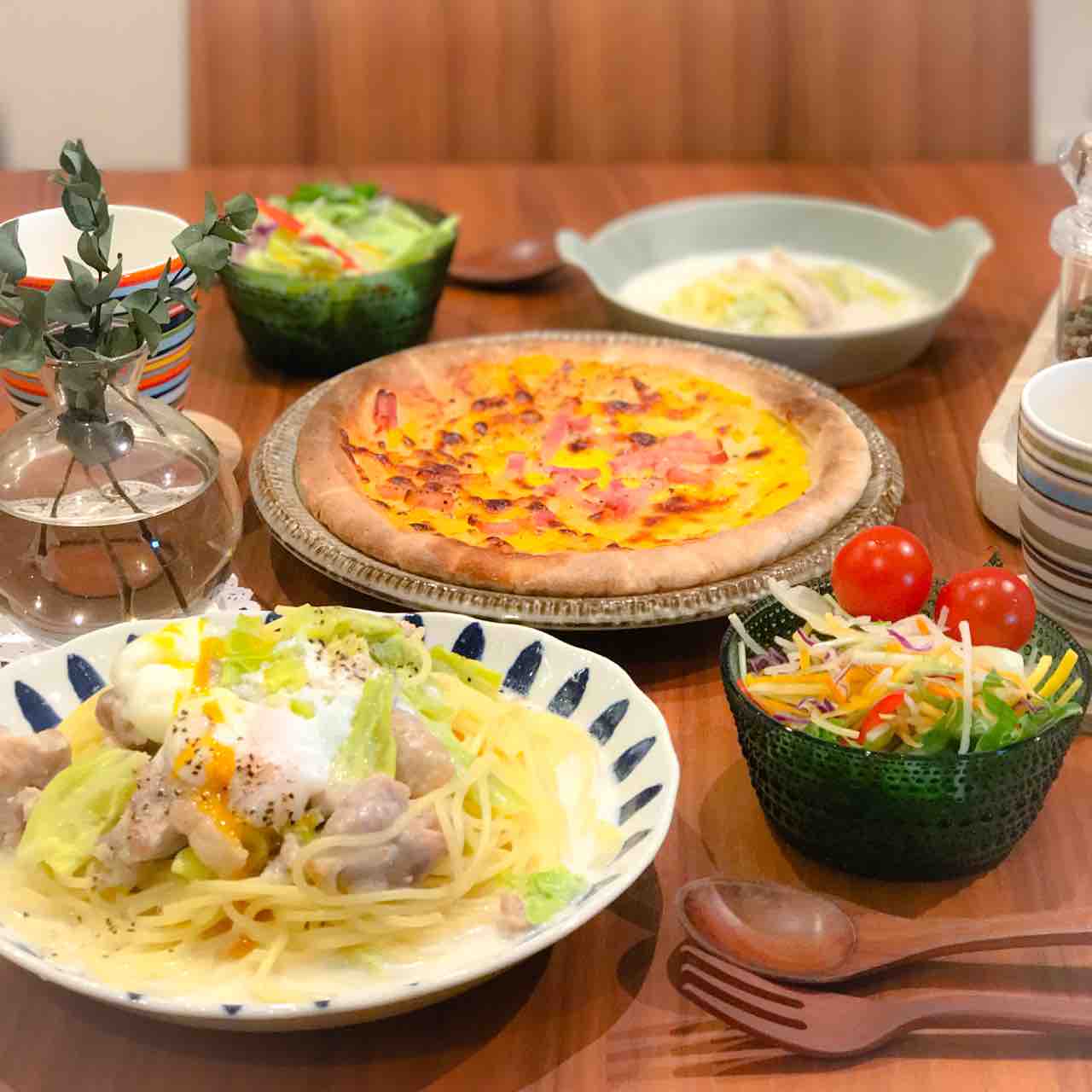 キャベツ→白菜です！すみません🙇‍♀️ でもキャベツも絶対美味しいです🥺💓← @aichan_recipe ←他のレシピはこちら👩‍🍳おいしそうと思ったら励みになるので ❤️ をコメント欄にお願いします🥺✨ こども爆食い！野菜そぼろ丼𓎩𓌉 冷蔵庫の余り物でパパッと作れ