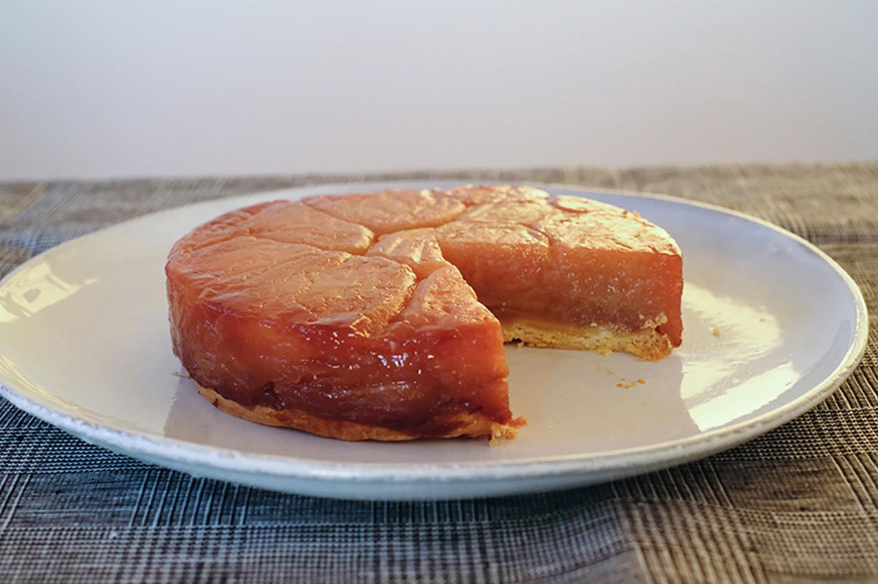 プロに教わる本格「タルトタタン」レシピ 調理室池田の人気メニュー調理室池田 店のテーブル 家のテーブルオレンジページnet