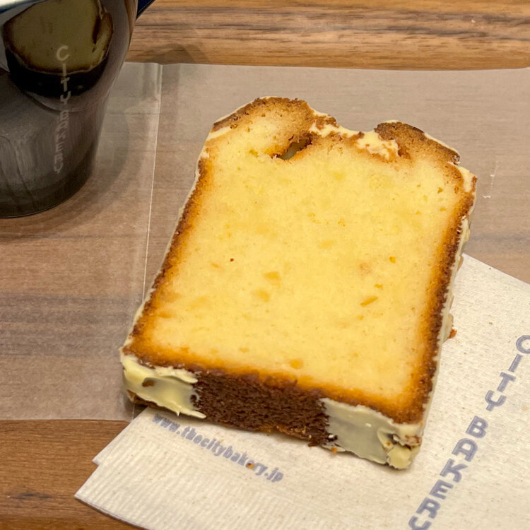 アンダーズ 東京 溢れるようなイチゴやココナッツ、ハーブ 新シェフパティシエの煌めくクリスマスケーキ2024年最新 クリスマスケーキ特集