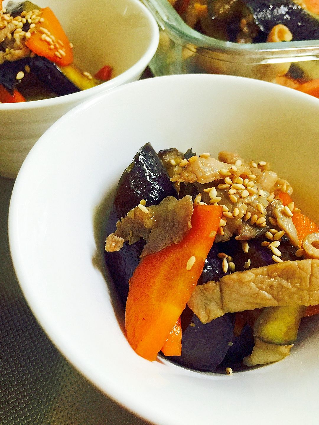 豚バラと茄子とししとうの甘辛炒めと根菜の煮物 晩御飯献立- おうちごはんストーリ