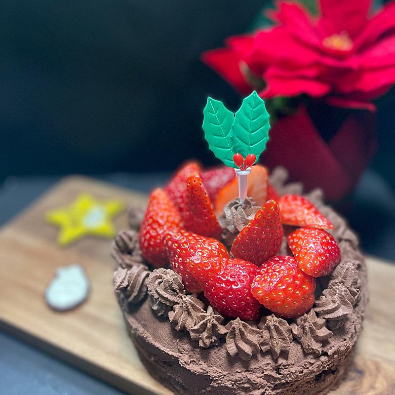 可愛い ドリップケーキ デコレーションケーキ シフォンケーキ 誕生日ケーキ 記念日 苺 ストロベリー チョコレート プレゼント パーティー2?4人 4号サイズ 冷凍便-SELVICE LifeDesign