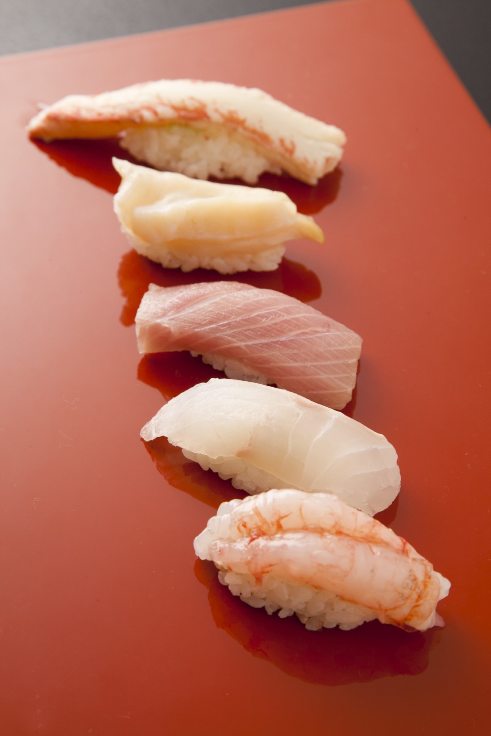 Image vectorielle Stock サーモンの寿司のリアルイラスト握り寿司Adobe Stock