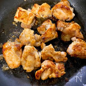 専門店の作り方 鶏肉の照り焼き 照り焼きチキン の簡単レシピ。肉汁じゅわっ、皮はパリッ！三越伊勢丹の食メディアFOODIE フーディー