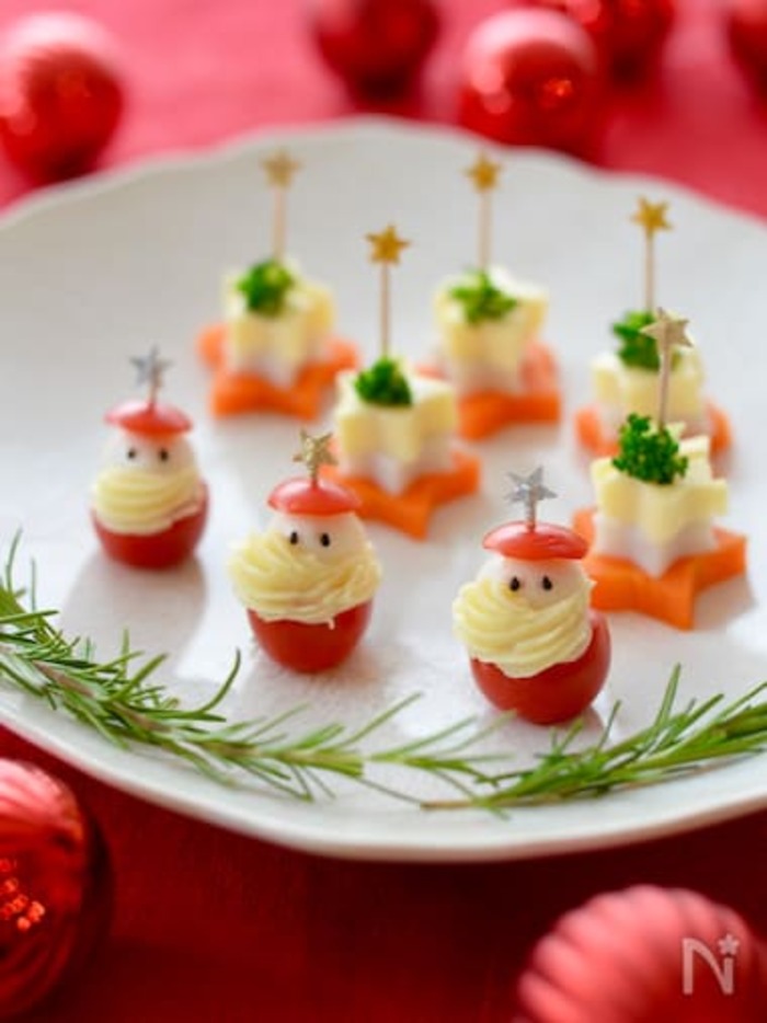 クリスマスに食べる伝統的なお菓子とは？レシピやおすすめ商品もチェックHANKYU FOODおいしい読み物フード 食品・スイーツ 阪急百貨店公式通販 HANKYU FOOD