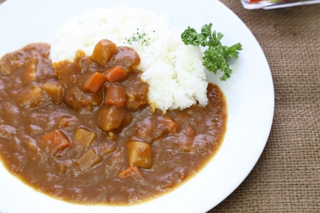 レンジで簡単キーマカレーのレシピ。山本ゆりさんの絶品カレー。 - LIFE.net
