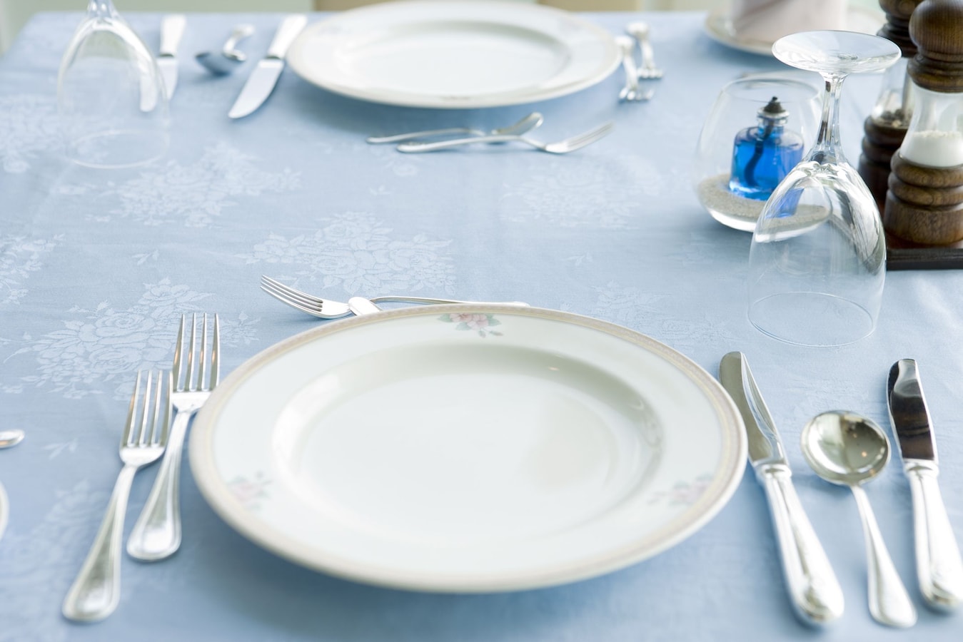 洋食編 意外と知らない「洋食マナーの基本」！ナイフやフォークの使い方は？PrettyOnline