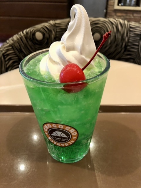 ㉒昭和レトロ 純喫茶のクリームソーダ メロンソーダ 食品サンプル