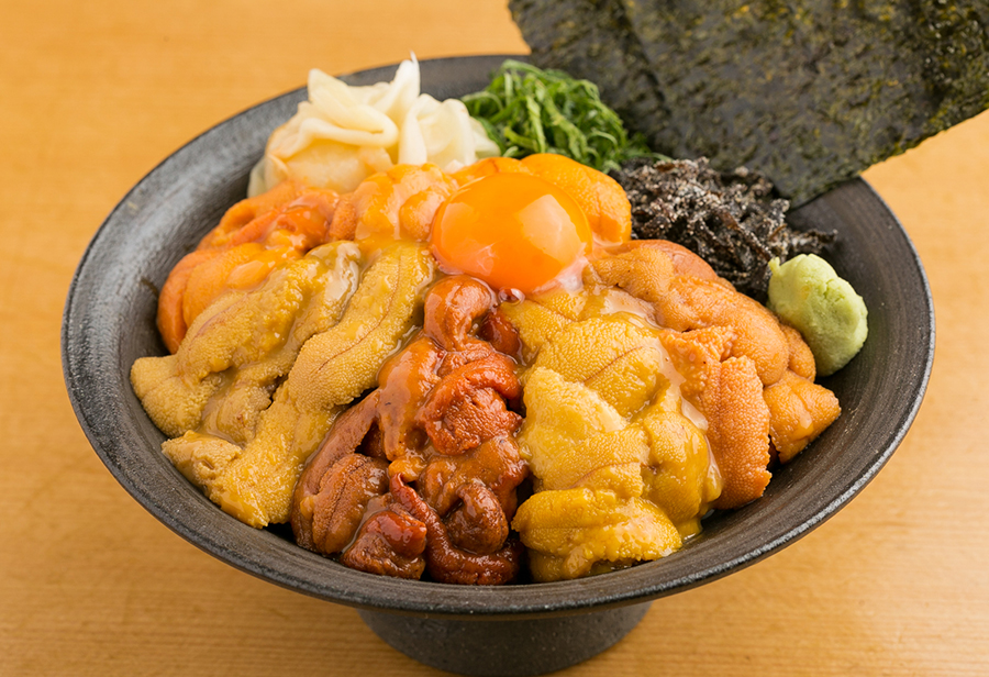 自分専用のカスタムうに丼が東京駅でキミを待っている！うに料理専門店「うに屋のあまごころ」 - ぐるなび みんなのごはん
