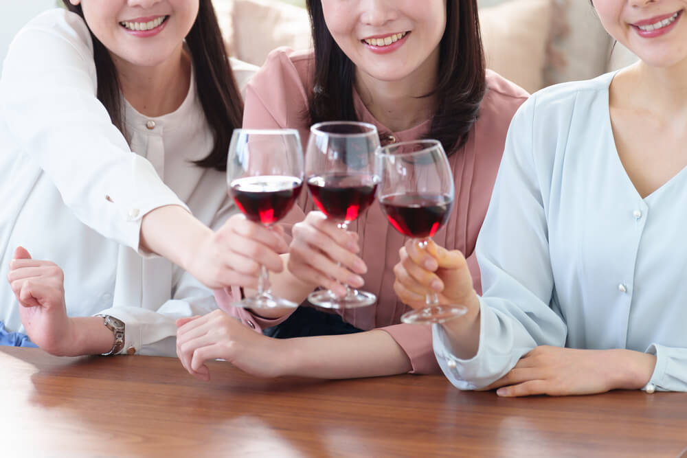 お酒のマナーヒトサラ