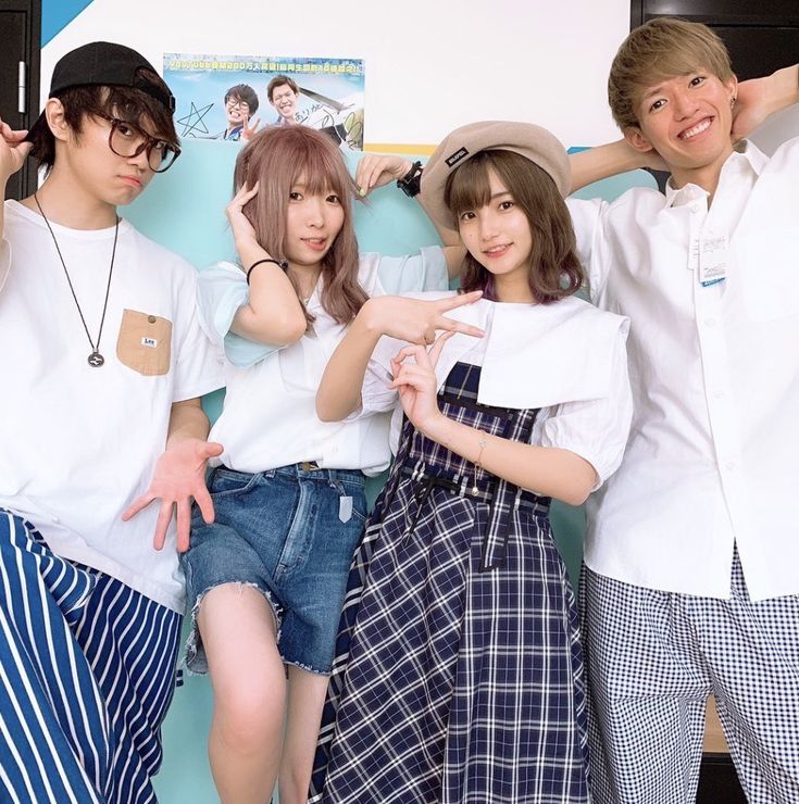 青ラブの新曲『ACTION』公開されました！✨ . 待望の2曲目です 一度聴いたらずっと頭から離れない神曲ができました .たくさんの人に届きますように！ .青ラブアクションACTION